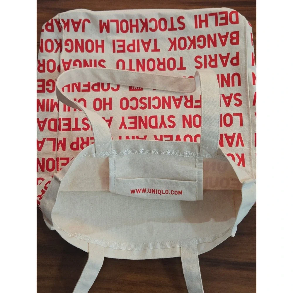 Uniqlo minimalist aesthetic